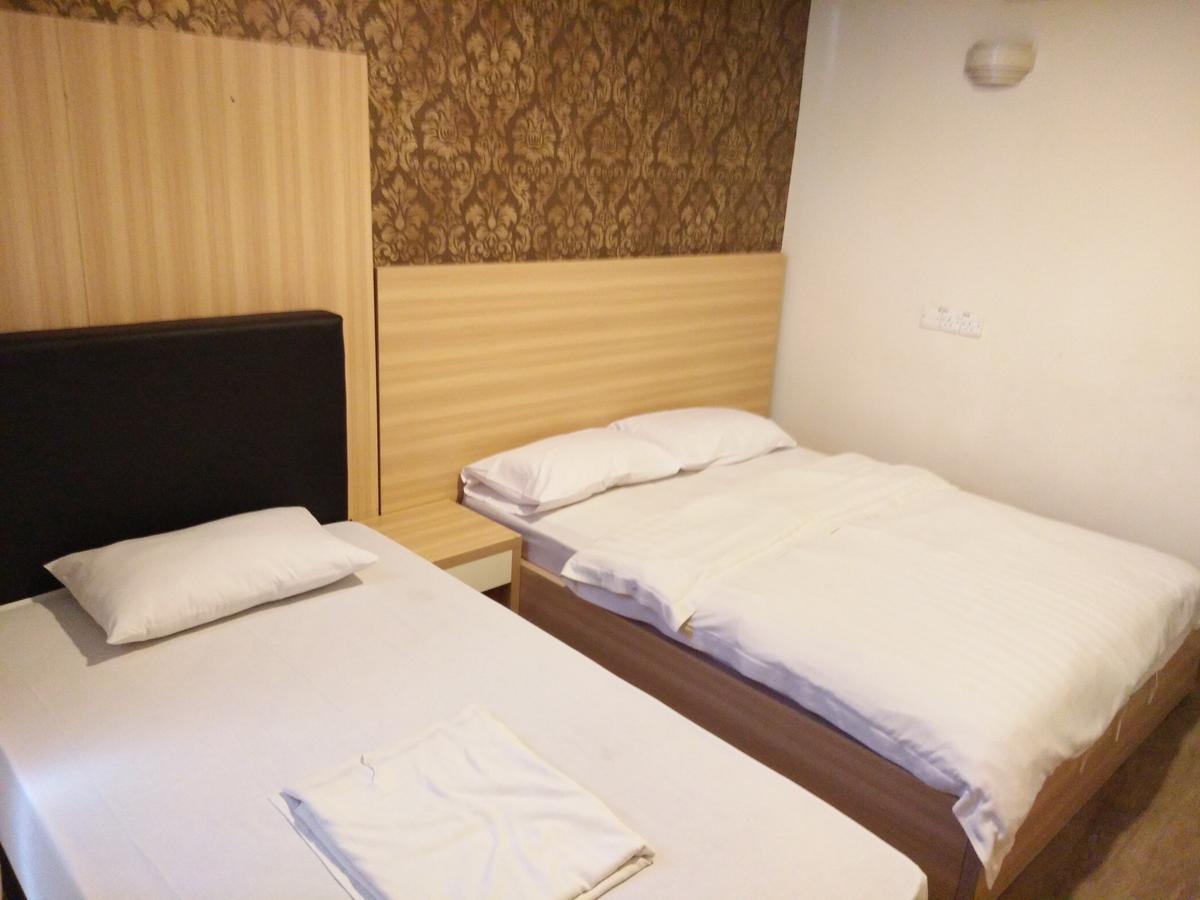 Hotel Truly Asia Кота Кинабалу Екстериор снимка